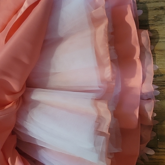 Boutique Dress - Picture 9 of 10